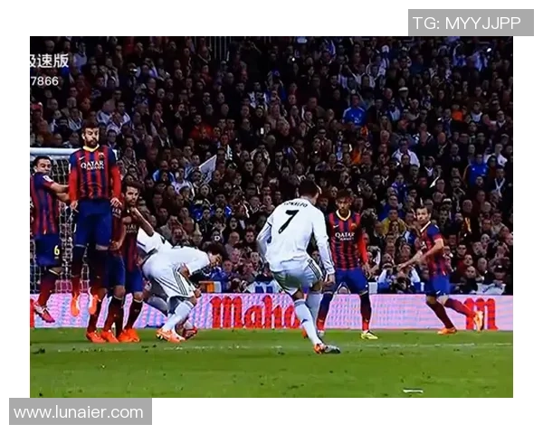 足球球星素描画像简约风格展现独特魅力与个性